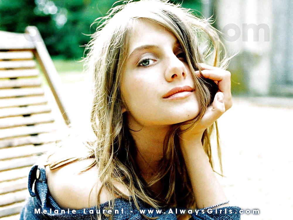 Melanie Laurent #18590668