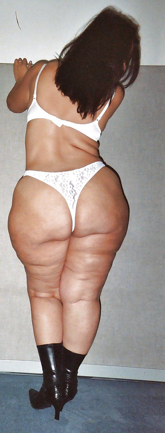 Amatuer Latina with a Phenominal Ass #4392345