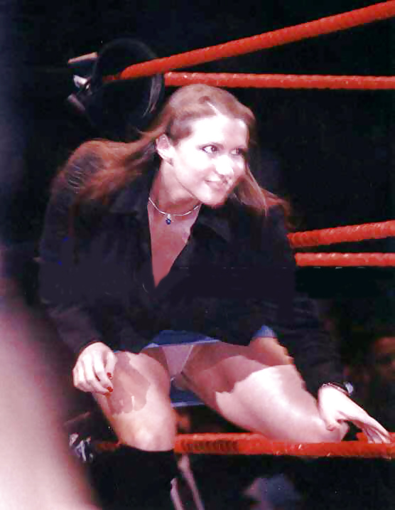 Stephanie mcmahon
 #19106558