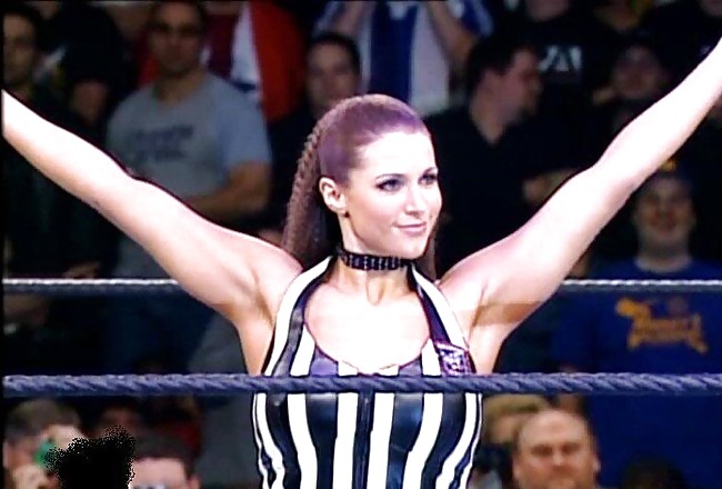 Stephanie mcmahon
 #19106566