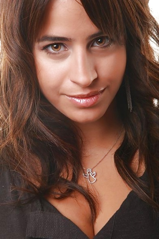 Busra Pekin Sexy Turkish Actress Teen #12244061