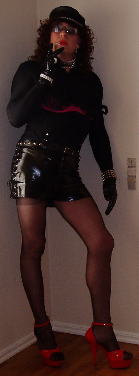 Henriette
 #11298109