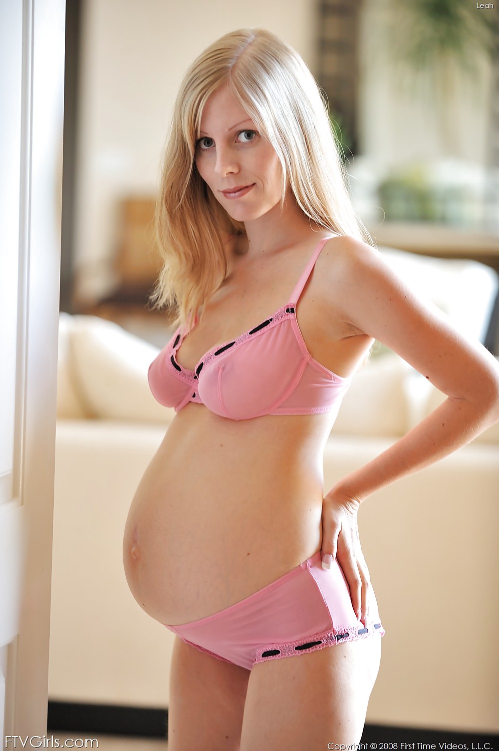 Pregnant Leah #12475619