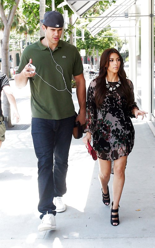 Kim kardashian fuori a beverly hills candids 2
 #5805165