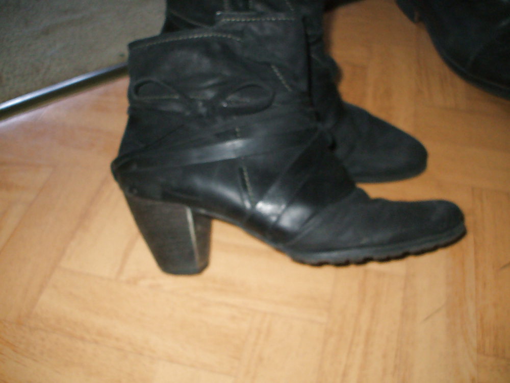 私の妻の新しい靴
 #9038541