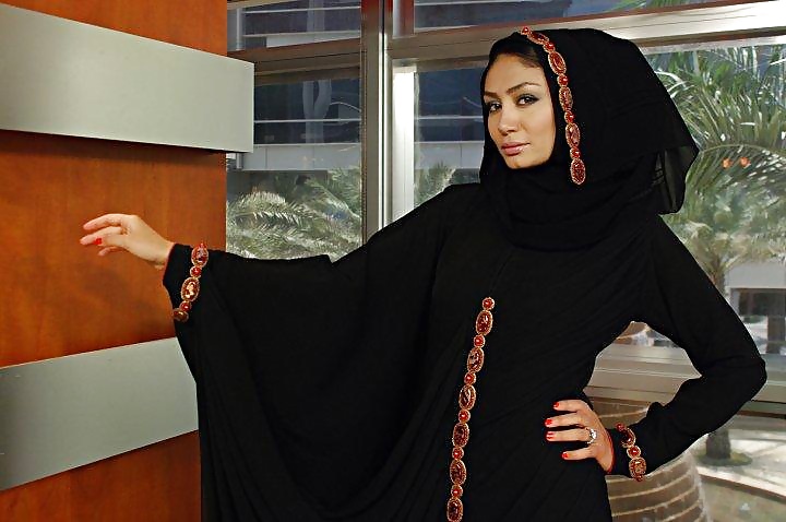 Arabi arrapati in hijab 
 #20247945