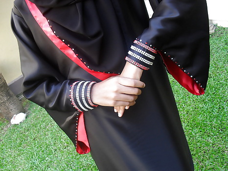 Arabs Cornées En Hijabs #20248165