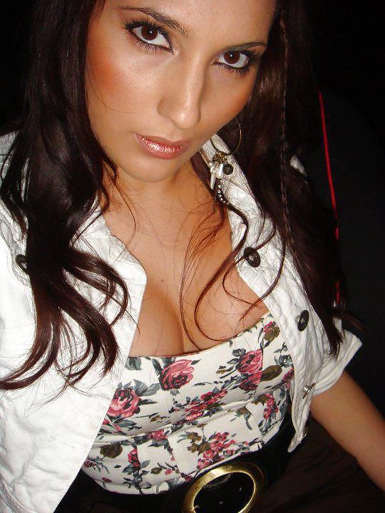 ONLY. BRUNETTE MATURES & MILFS (DRESSED) #18536831