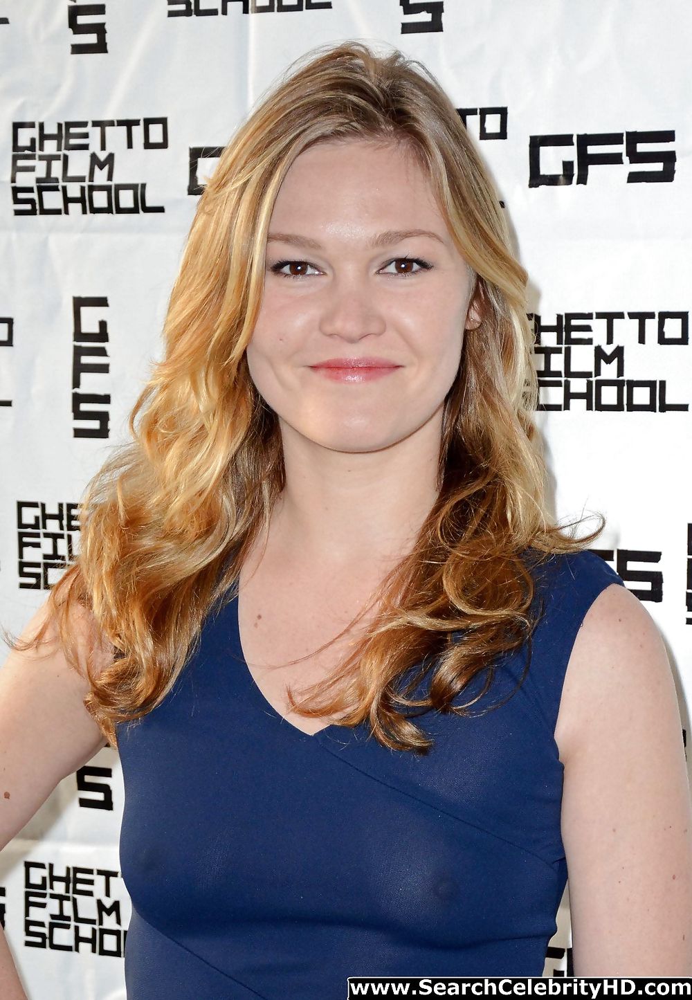 Julia Stiles see-thru dress #18309568