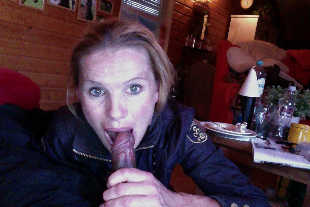 Martine (susurradora)
 #15097302