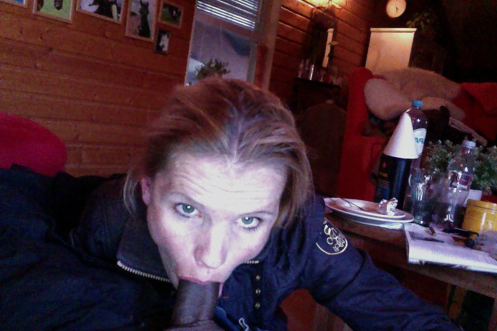 Martine (susurradora)
 #15097308