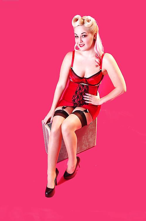 Retro Pin-Up Lingerie #18923611