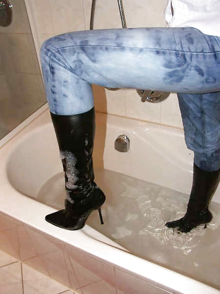 Queens in jeans CIII - Hand- and Blowjobs #8304833