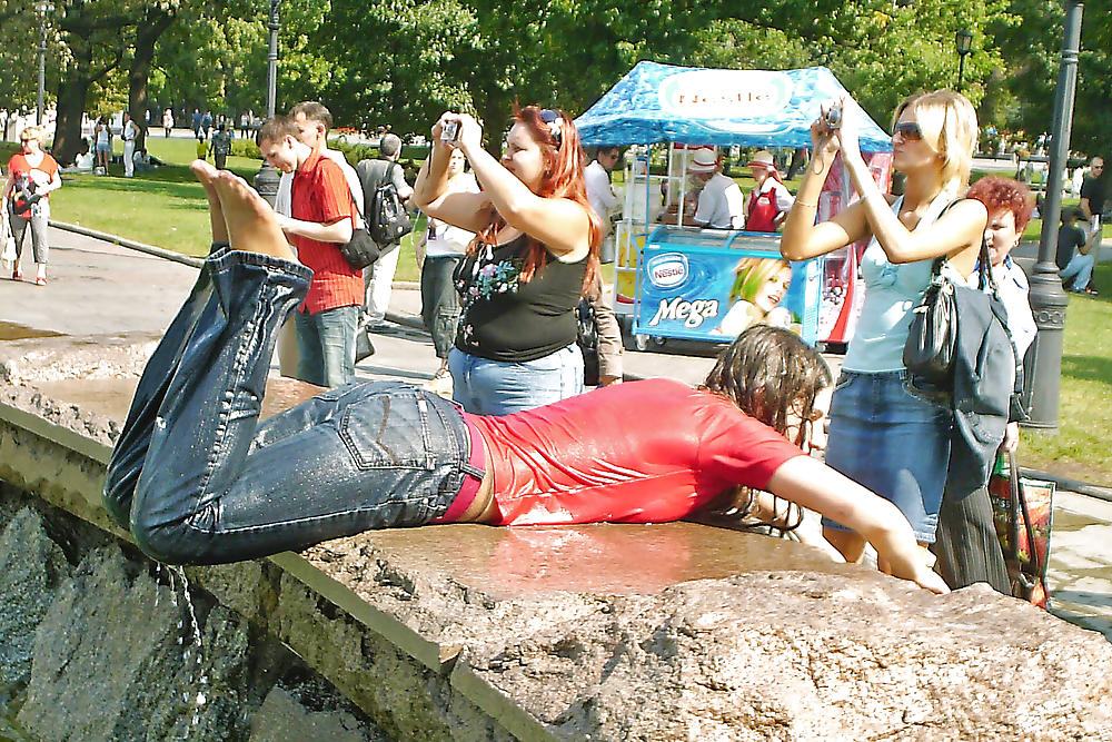 Queens in jeans CIII - Hand- and Blowjobs #8304924