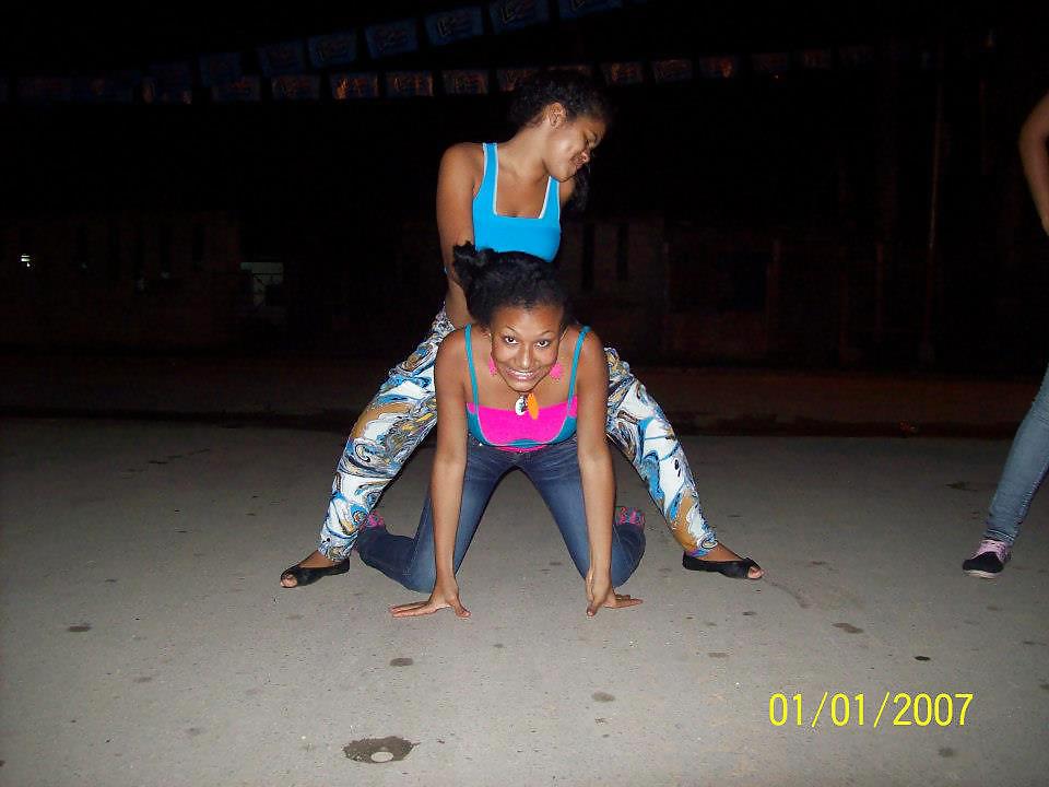 Mujer (amiguitas 51)
 #11393363