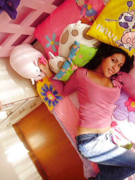 女性 (amiguitas 51)
 #11393399