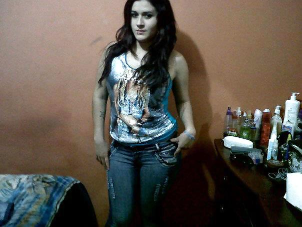 女性 (amiguitas 51)
 #11393481