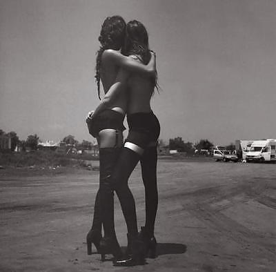 Pour elle 54
 #8328390