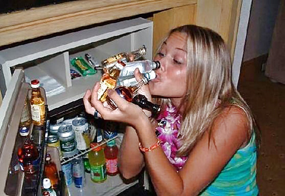 7 twistedworldsによるパーティーガールのエロティカ
 #14554355