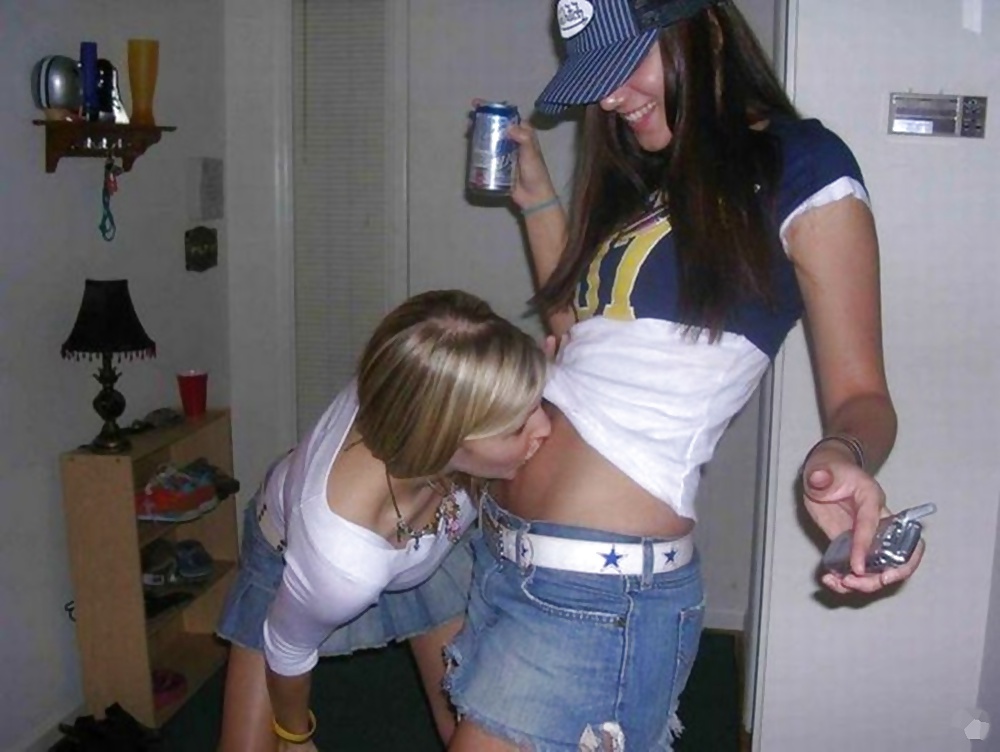 7 twistedworldsによるパーティーガールのエロティカ
 #14554429