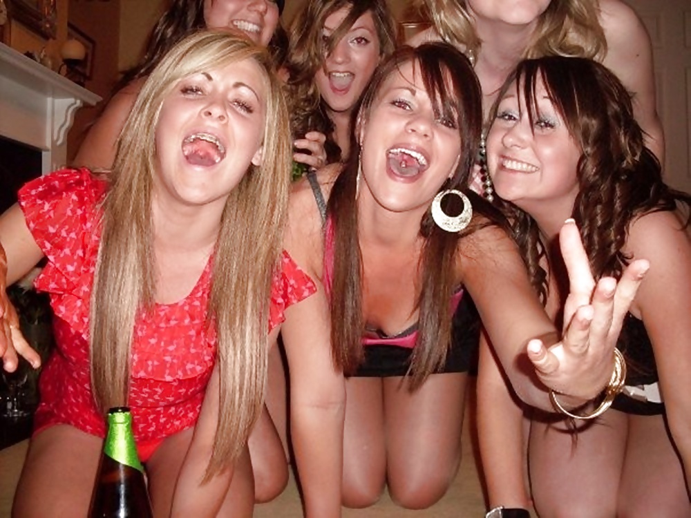 Party Girls Erotica By 7 twistedworlds #14554910
