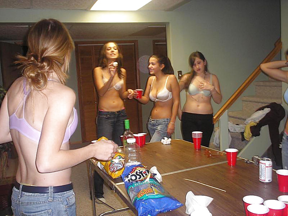 Party Girls Erotica By 7 twistedworlds #14555207