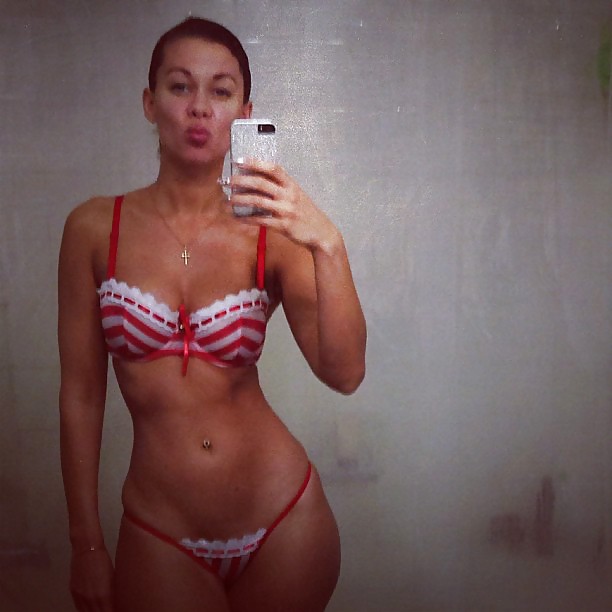 Incredible Bodies - Part 20 #12788943