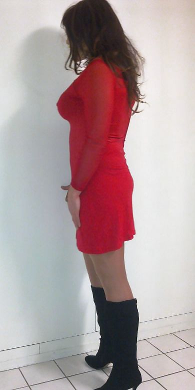 Moi Dans Un Cd Tv Robe Rouge #6810609