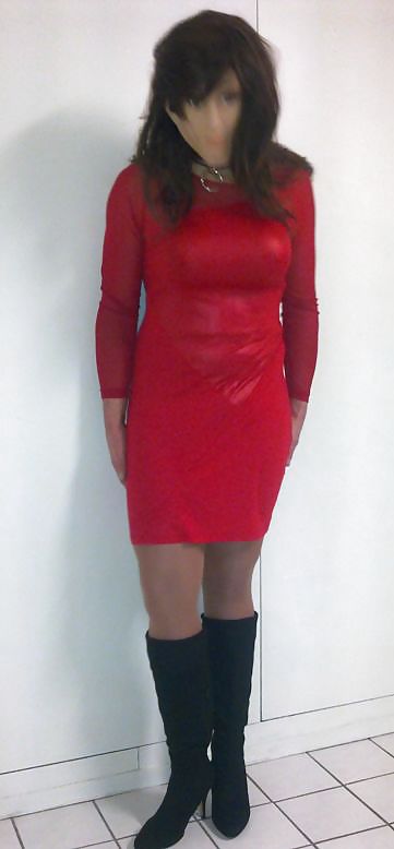 Moi Dans Un Cd Tv Robe Rouge #6810621