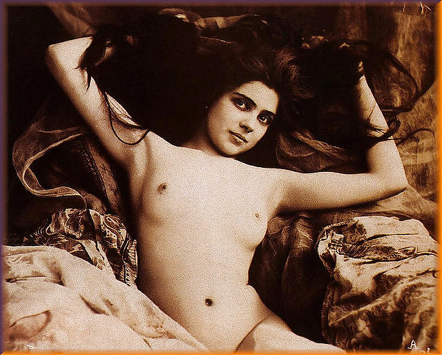 Vintage Erotica #17152040