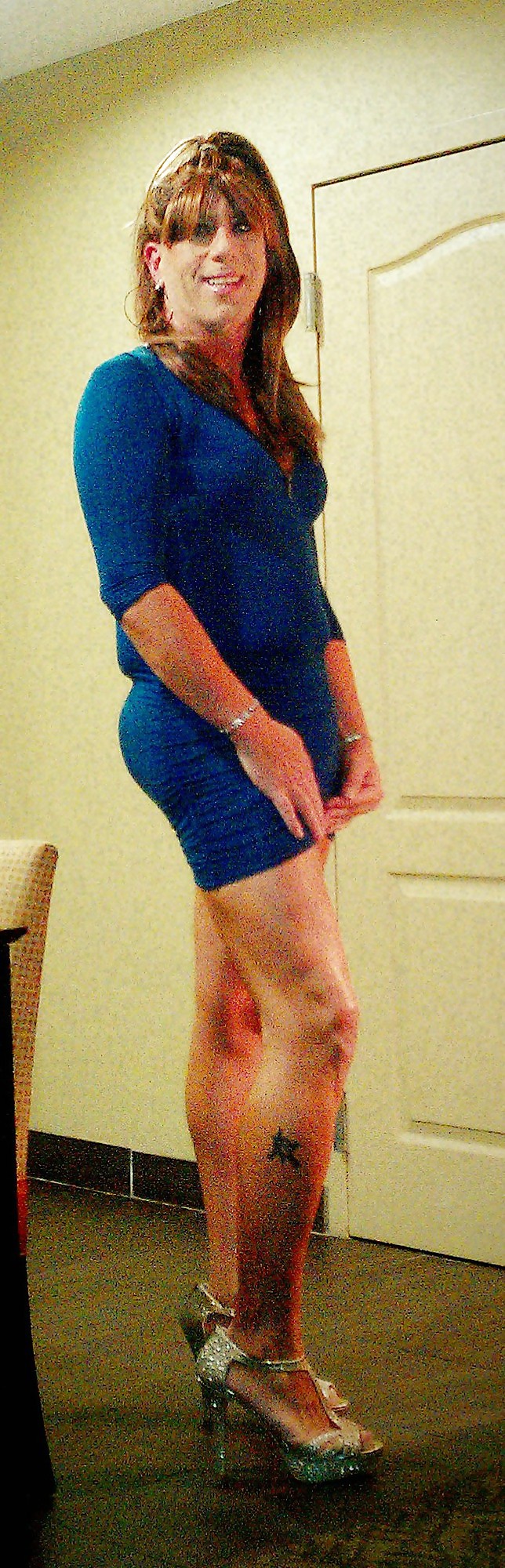 新しい青いドレス
 #8767911