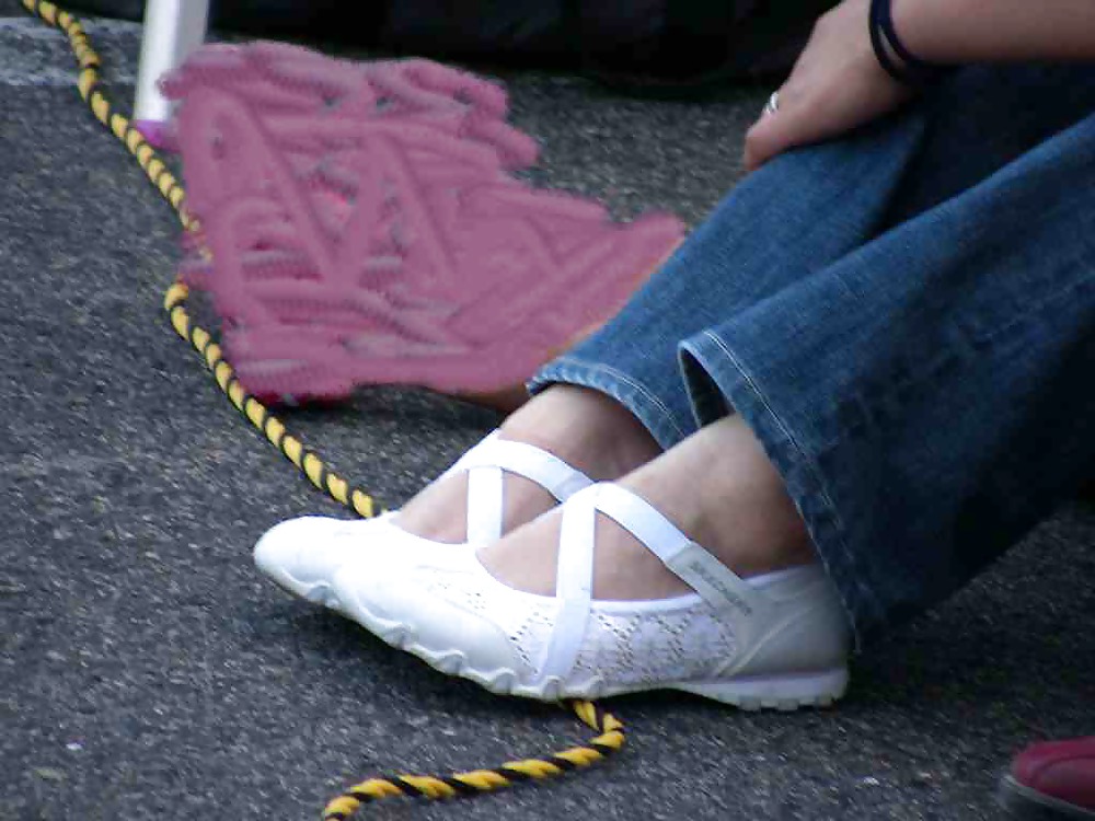 Japanese Candids - Feet on the Street 01 #3477568