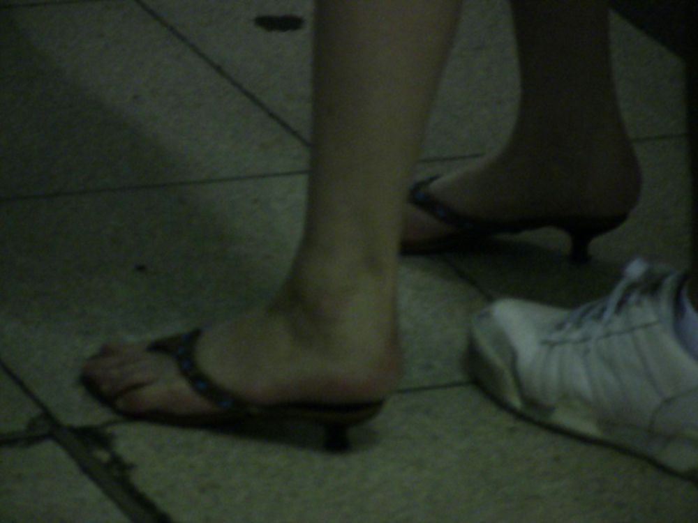 Japanese Candids - Feet on the Street 01 #3477624