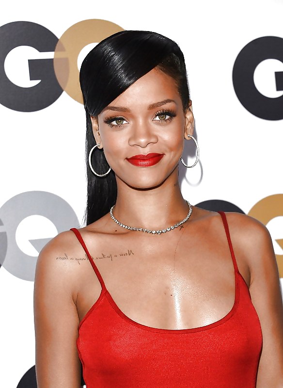 Rihanna perra sexy
 #12048268