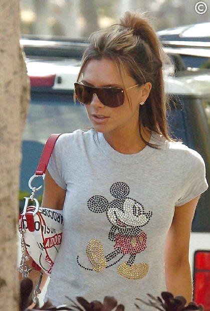 Victoria Beckham Und Der Emporium Von Selbst-Missbrauch #22258617