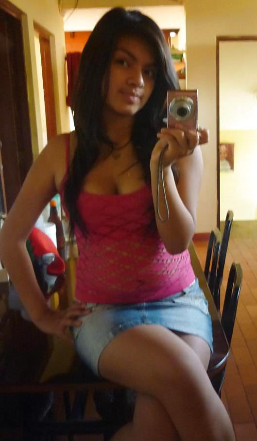 Mujer (amiguitas 47)
 #15350674