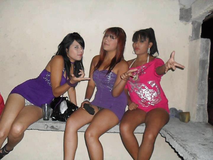 Mujer (amiguitas 47)
 #15350730