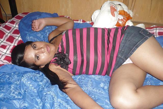 Mujer (amiguitas 47)
 #15350759