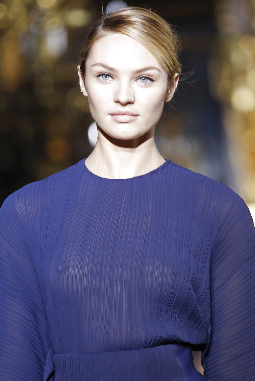 Candice swanepoel stella mccartney fw 2011 runway #3047755