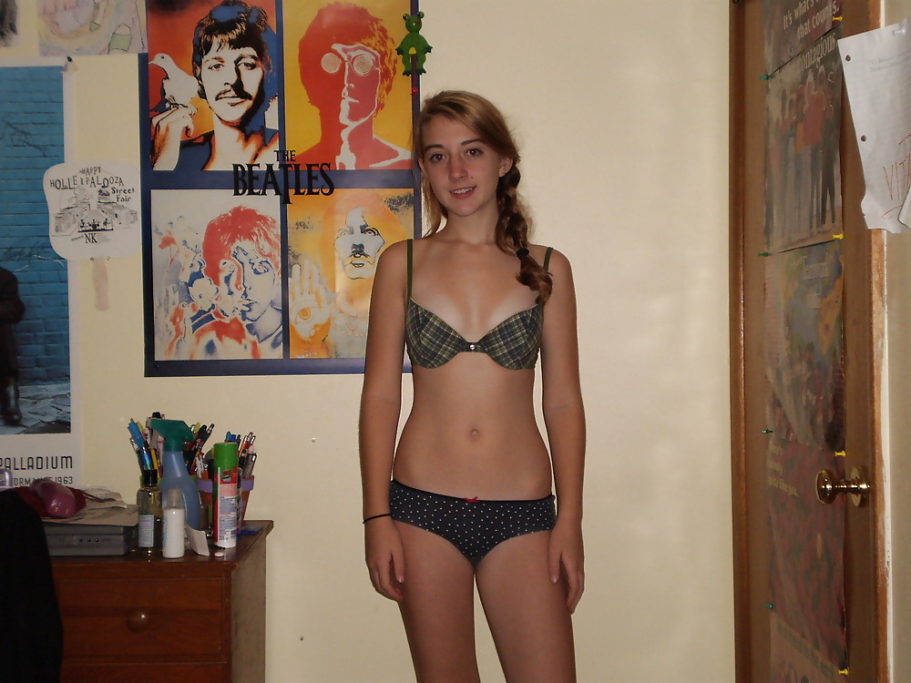 Lauralix Von Saporno Dot Com #19526803