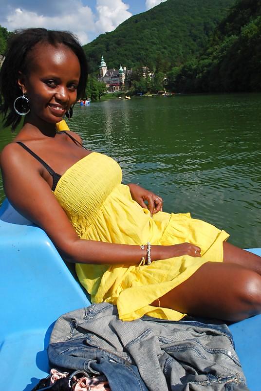 Africana hermosa chica
 #9862484