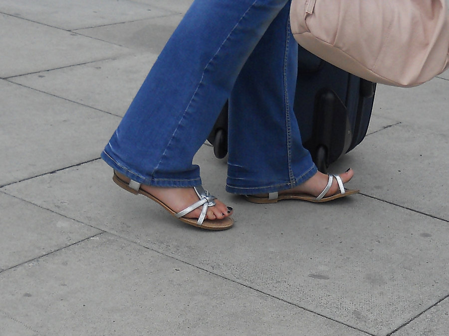 Candid Toes #8 #9445211