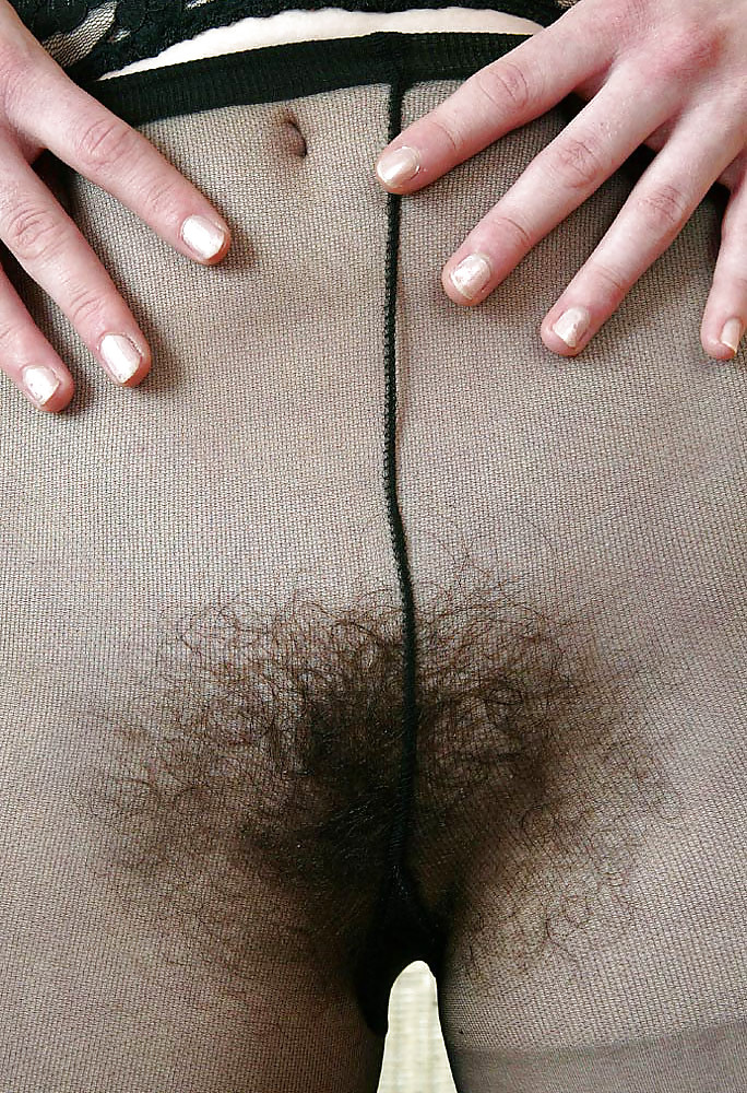 HOT AND HAIRY - MOLLY #8003925