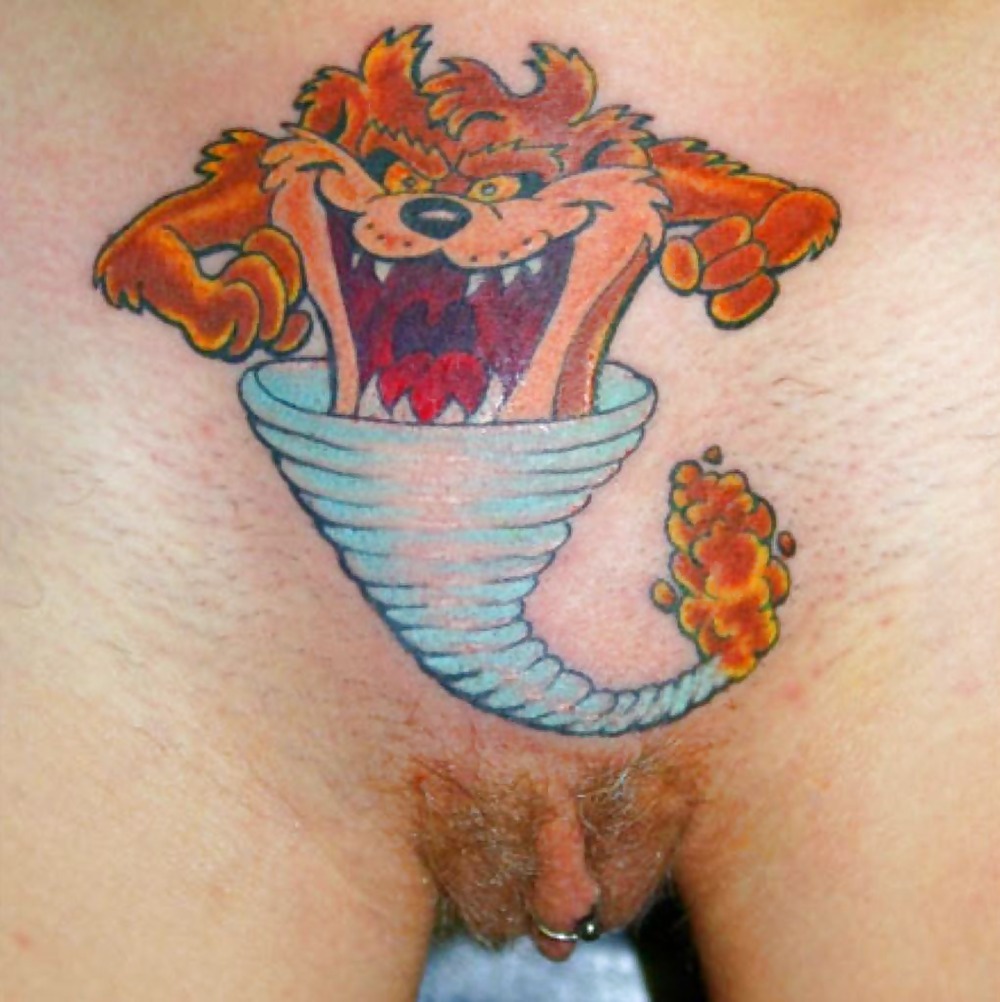 Bizarre amateur pussy - tatooed #2508344
