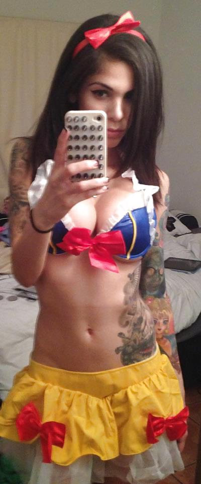 Sefshot hotties no 53
 #15010061