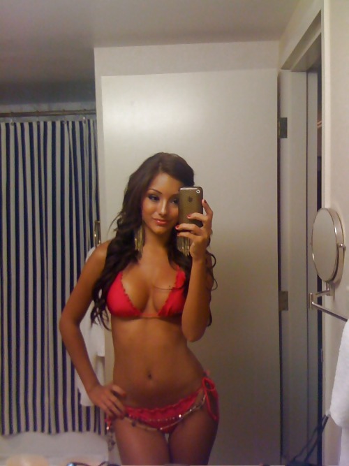 Sefshot hotties no 53
 #15010158