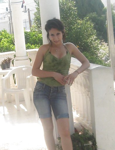 Arab Non Nude Slut  #3900828