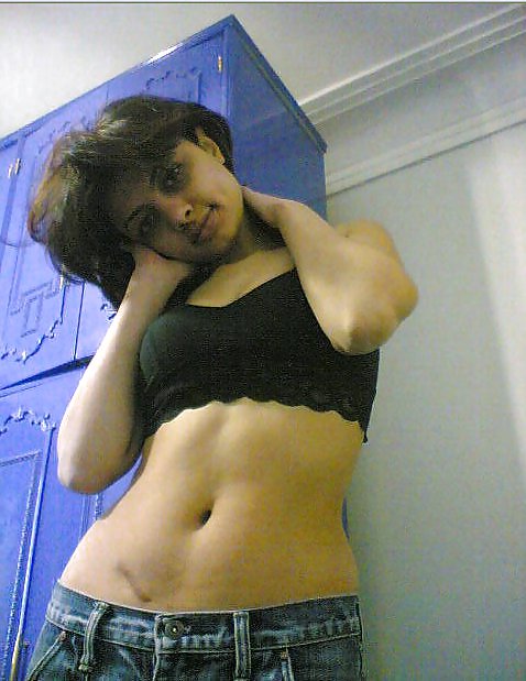 Arab Non Nude Slut  #3900833