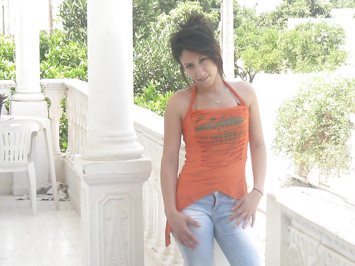 Arab Non Nude Slut  #3900855