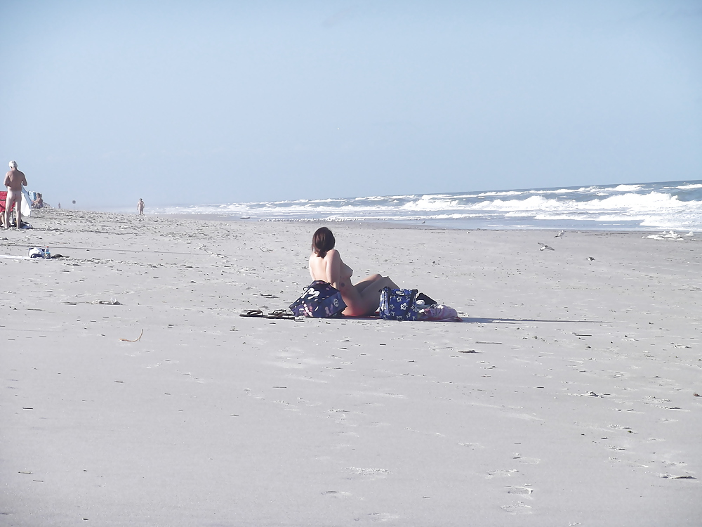 Mit Einigen Neuen Freunden An Den Strand Zurück #14936087